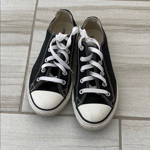 Kids converse